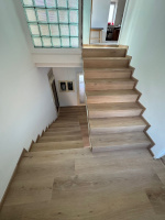 Schody z vinylu BUKOMA Dub Natur Elegance Nebovidy 5